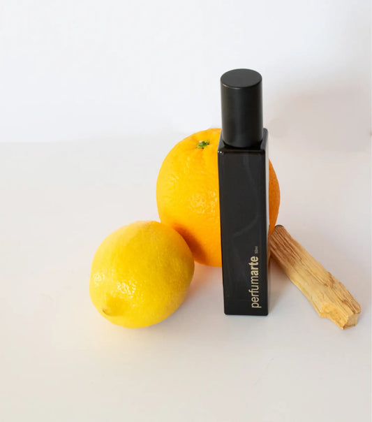 Envase de perfume Helechos y te (CRS) de 50 ml con composición de elementos
