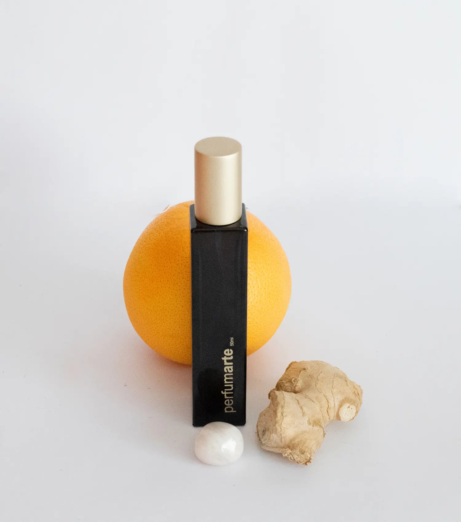 Envase de perfume Lima Pomelo (CXT) de 50 ml con composición de elementos