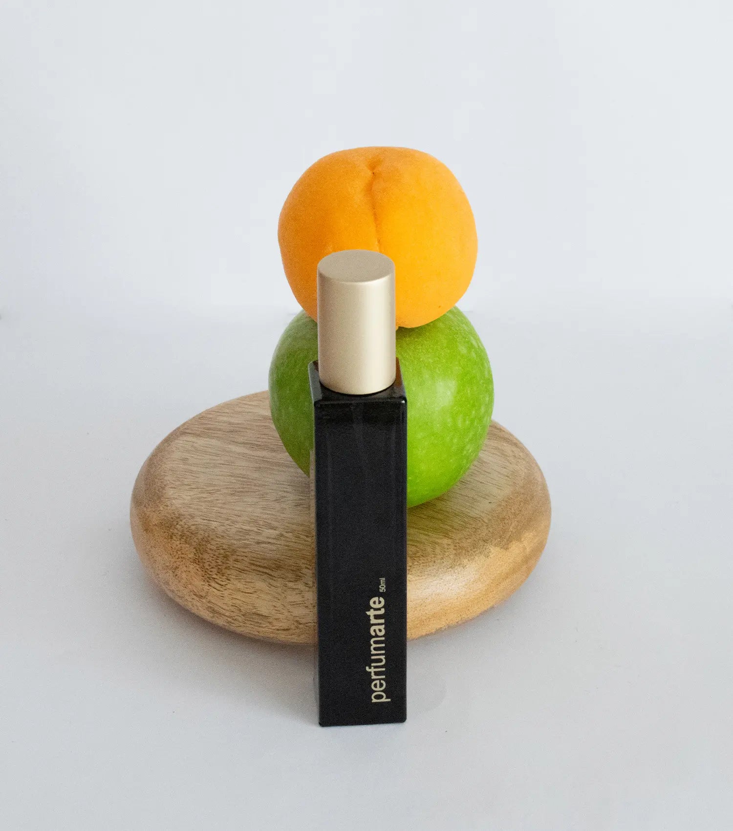 Envase de perfume Agua de Frutas (LOO) de 50 ml con composición de elementos