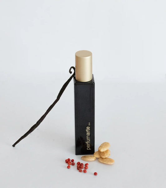 Envase de perfume Dulce Tabaco (TFT) de 50 ml con composición de elementos