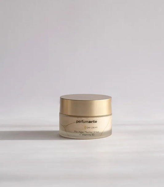 Day Cream moisturizing